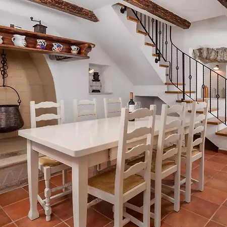 Adriana Ravni Holiday home